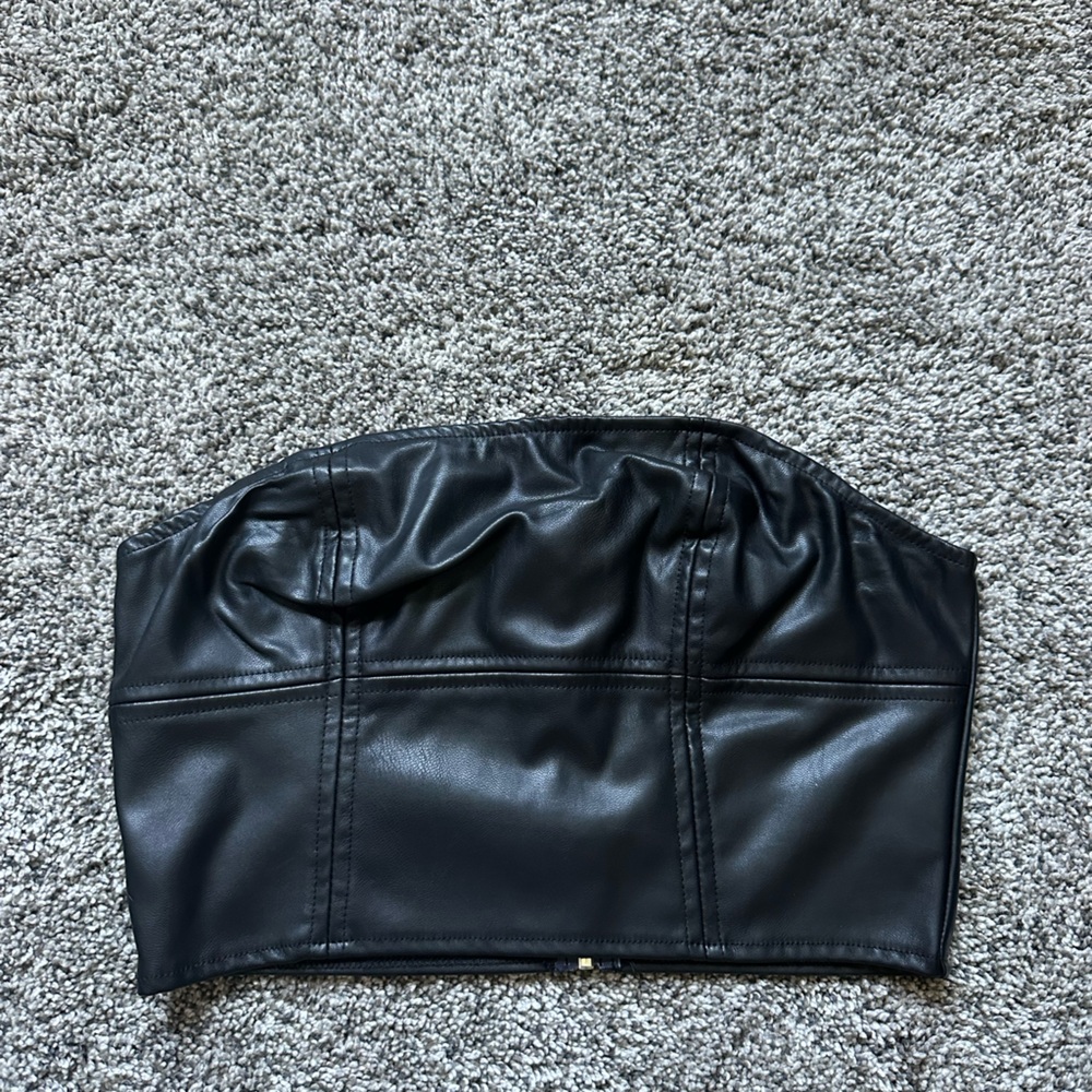 SHEIN Black Faux Leather Tube Top